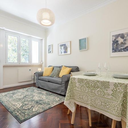 Casa Do Largo - Cozy Apartment In The City Center & With Ac Lisboa Extérieur photo